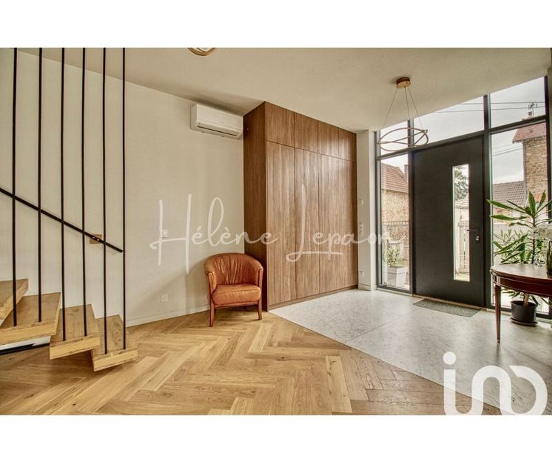 Maison de maîtres - 234 m² - 8 pièces