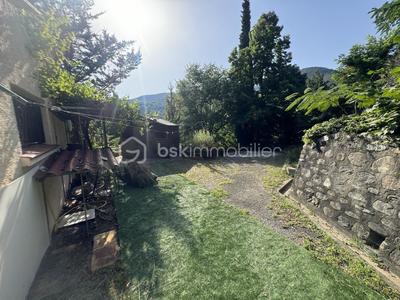 Maison - 112 m² - 5 pièces