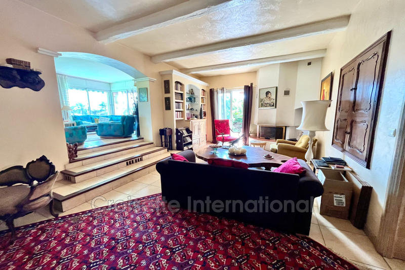 Villa - 217 m² - 7 pièces