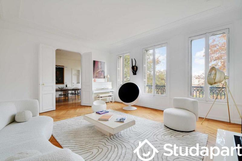 Appartement - 200 m² - 4 pièces