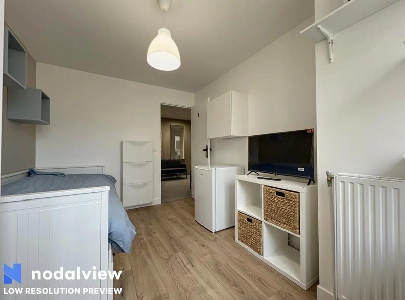 Appartement - 95 m² - 1 pièce