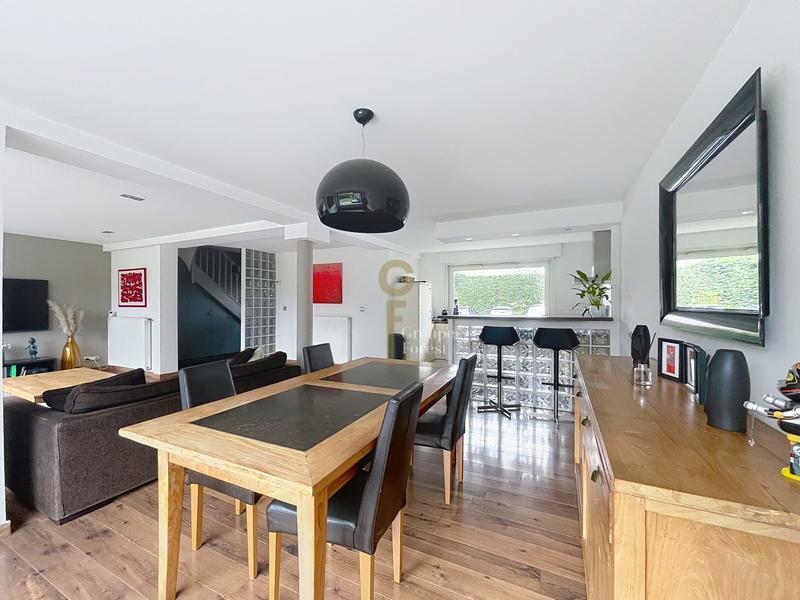 Maison - 125 m² - 5 pièces