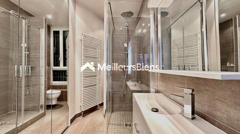 Appartement bourgeois - 86 m² - 4 pièces