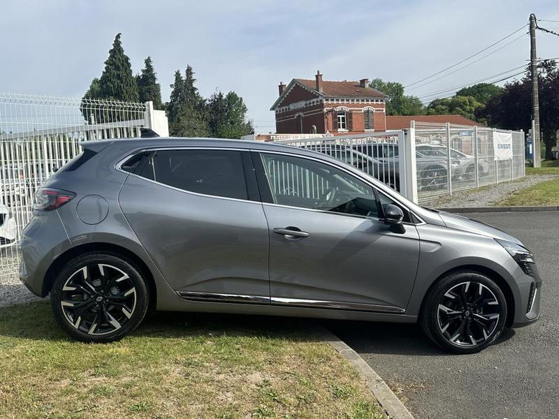 Renault Clio Techno 90 Tce Automatique + Options
