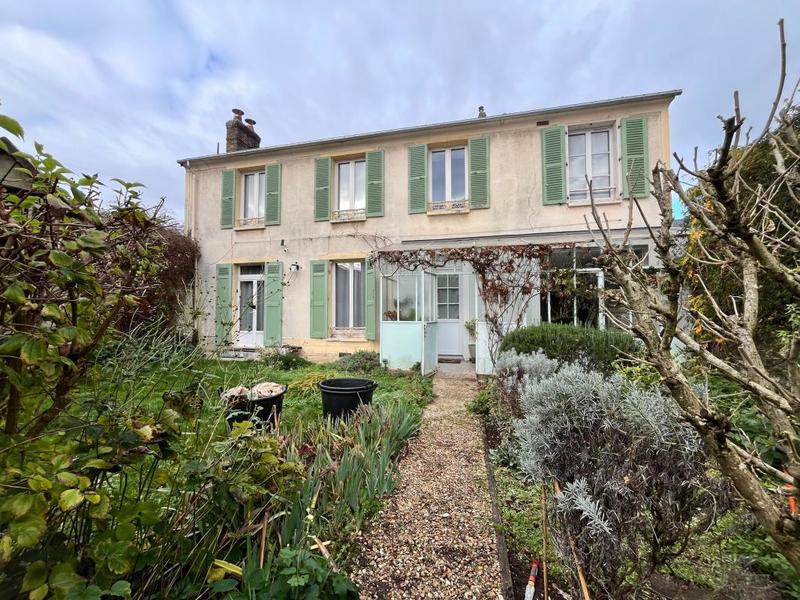 Maison - 85 m² - 4 pièces