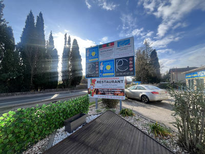 Fonds de commerce - Magasins - 51 m²