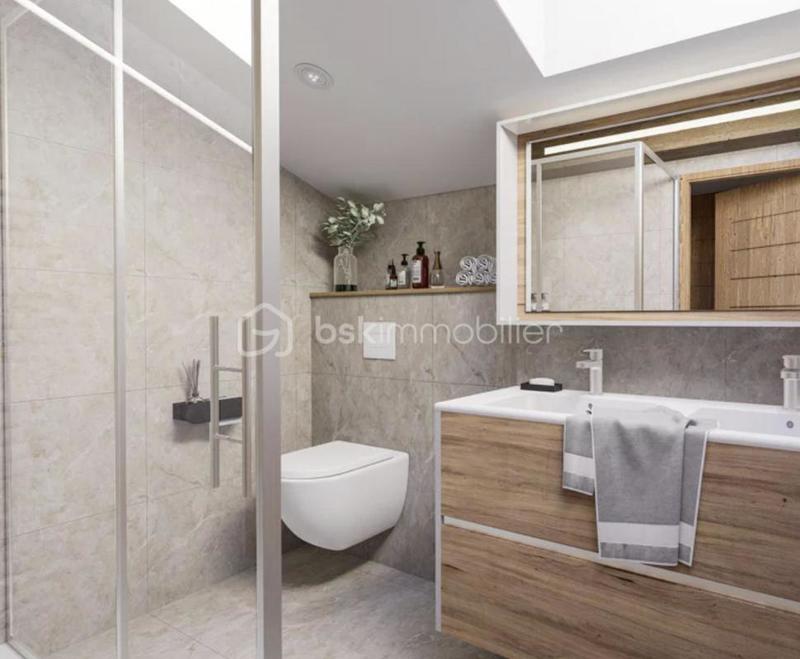 Appartement - 145 m² - 5 pièces