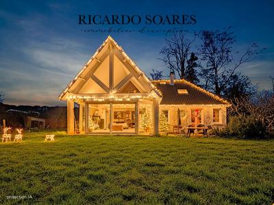 Maison - 180 m² - 7 pièces