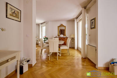 Appartement - 91 m² - 4 pièces