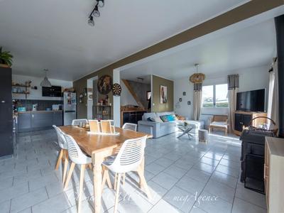 Maison - 120 m² - 4 pièces