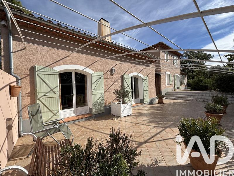 Maison - 177 m² - 6 pièces