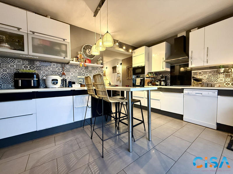 Maison - 130 m² - 6 pièces