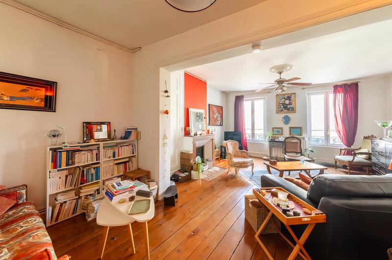 Maison - 241 m² - 5 pièces