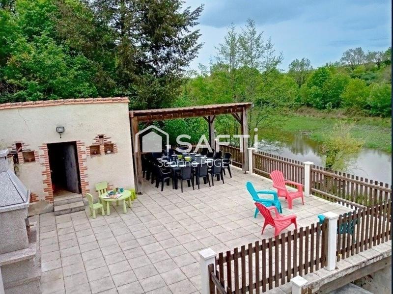 Maison - 144 m² - 8 pièces