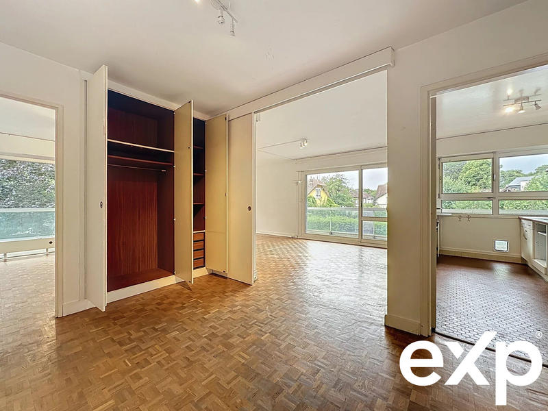 Appartement - 110 m² - 5 pièces