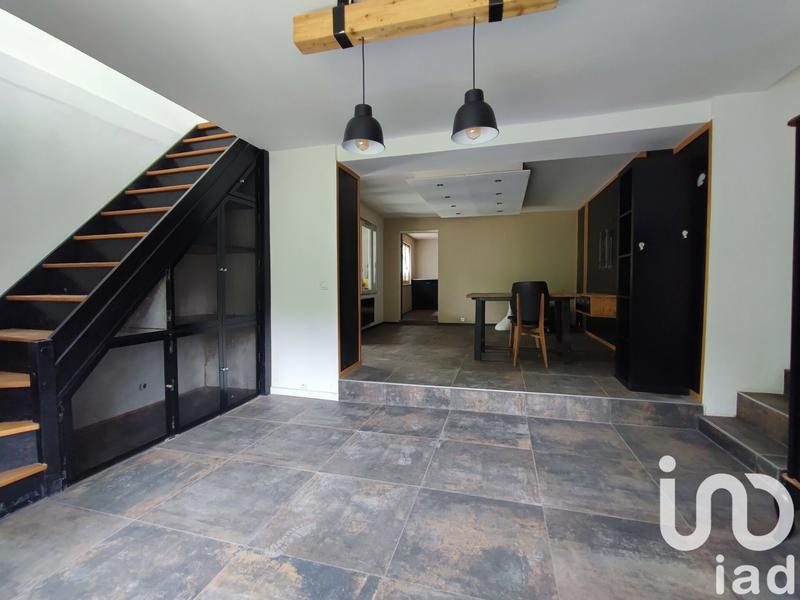 Maison - 122 m² - 7 pièces