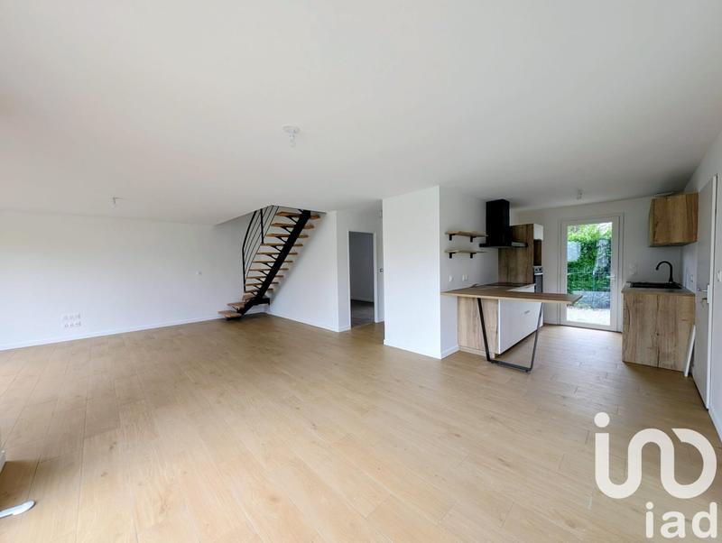 Maison - 117 m² - 6 pièces