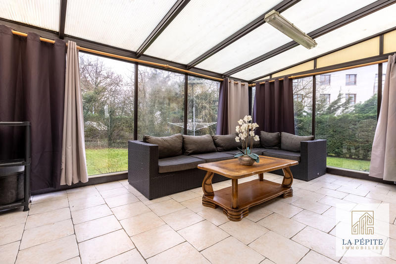 Maison - 111 m² - 6 pièces