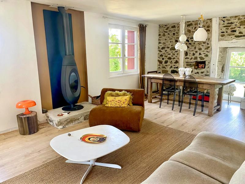 Maison - 270 m² - 7 pièces