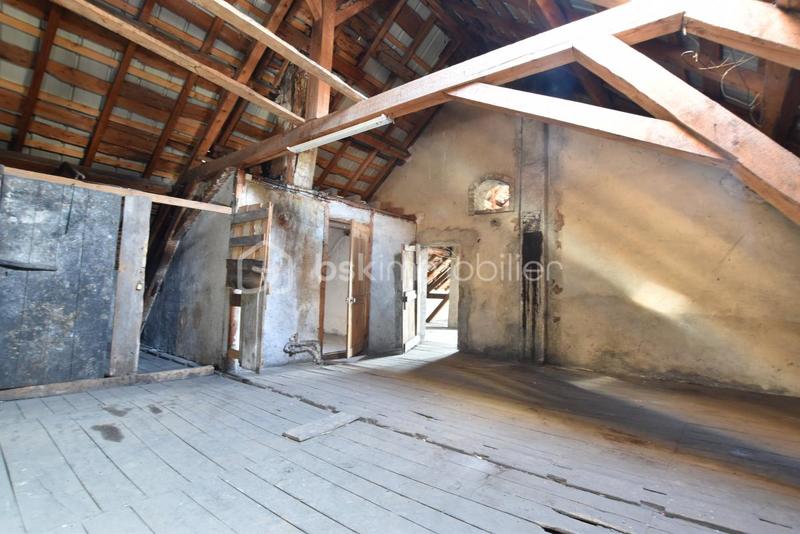 Appartement - 242 m² - 7 pièces