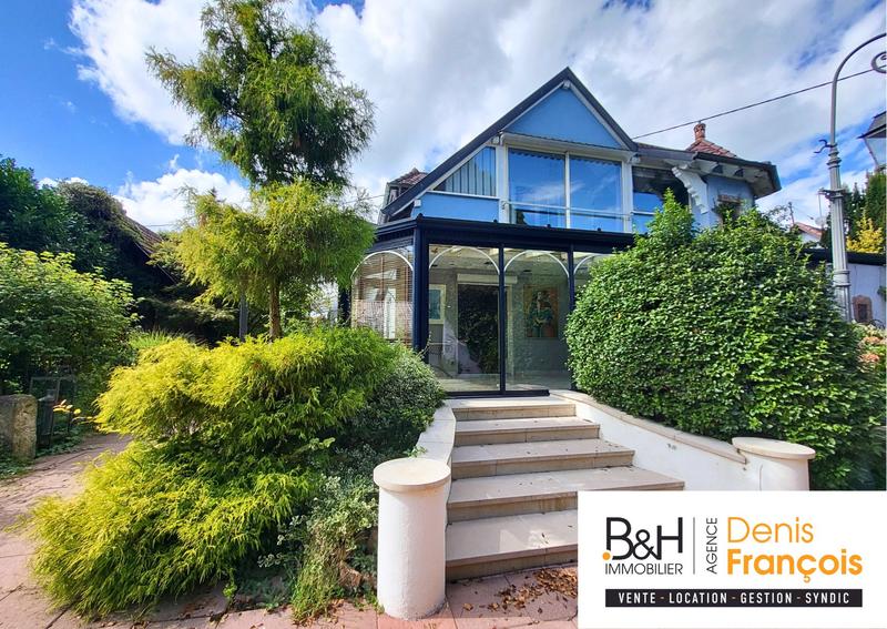 Maison - 217 m² - 7 pièces