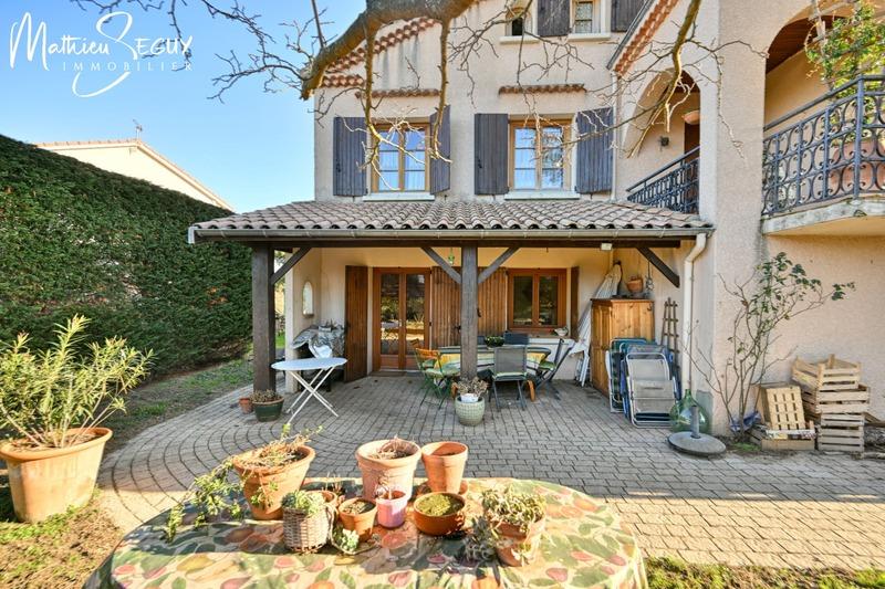 Maison - 164 m² - 6 pièces