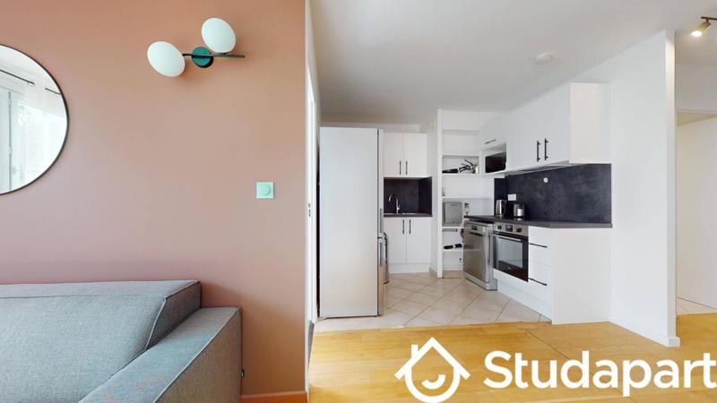 Chambre - 9 m² - 1 pièce