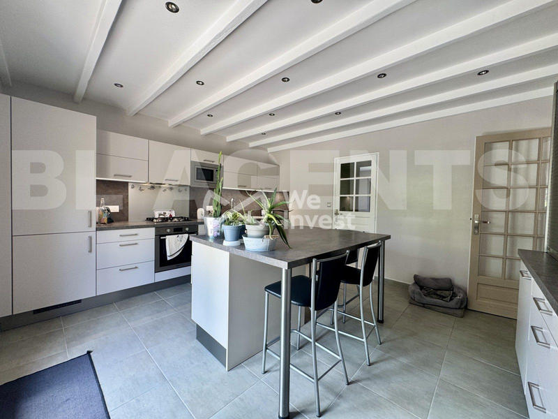 Maison - 145 m² - 5 pièces