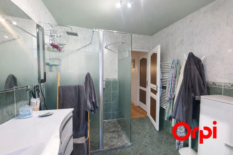 Maison - 138 m² - 5 pièces