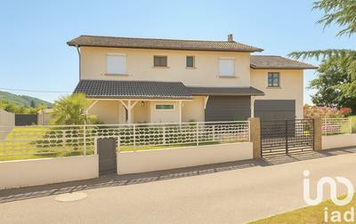 Maison - 150 m² - 6 pièces