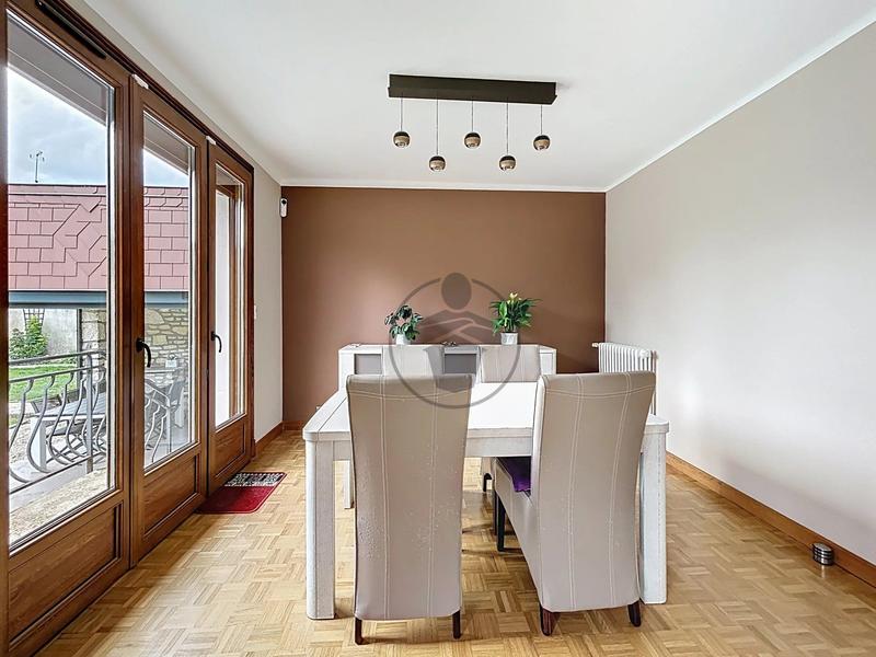 Maison - 148 m² - 6 pièces