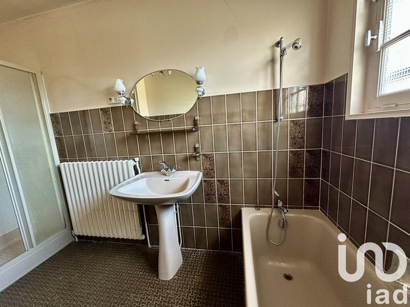 Maison - 121 m² - 7 pièces