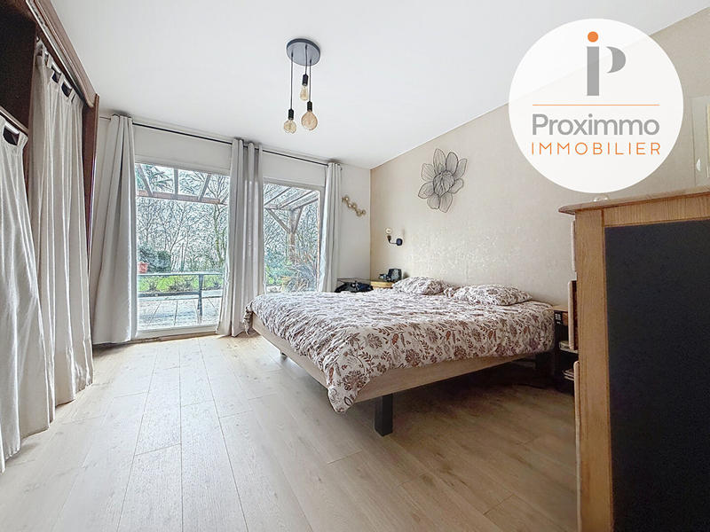 Maison - 184 m² - 7 pièces