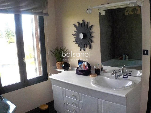 Maison - 170 m² - 5 pièces