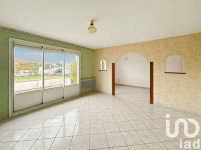 Maison - 94 m² - 6 pièces