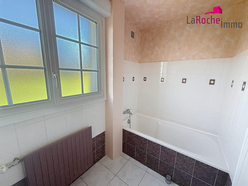 Maison traditionnelle - 87 m² - 4 pièces