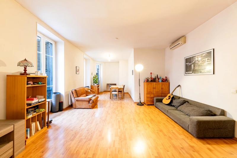 Appartement - 121 m² - 5 pièces