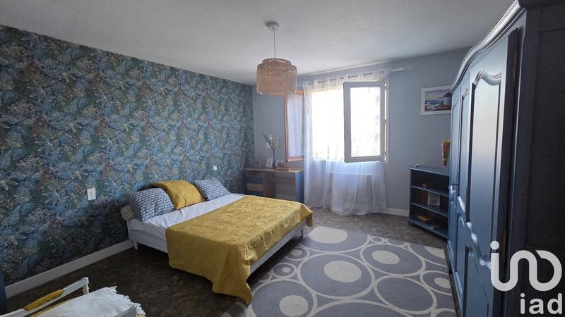 Maison - 196 m² - 5 pièces