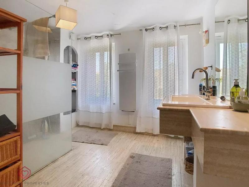 Maison de village - 179 m² - 6 pièces