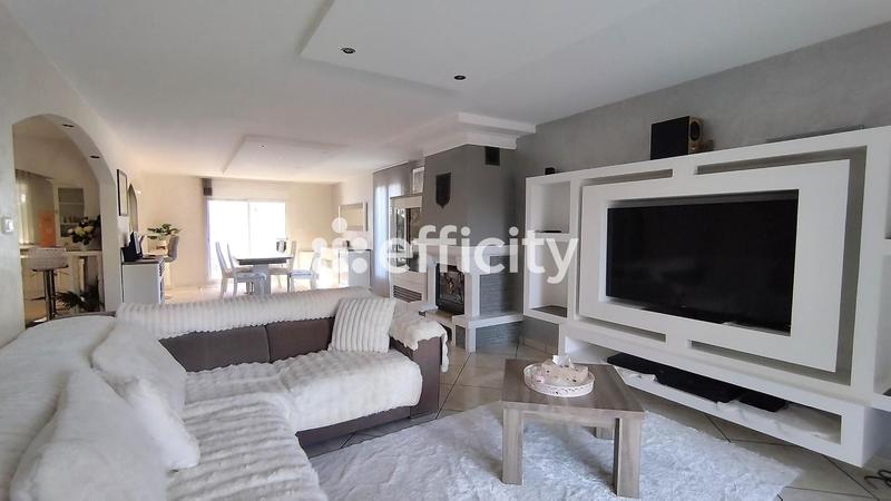 Pavillon - 128 m² - 5 pièces