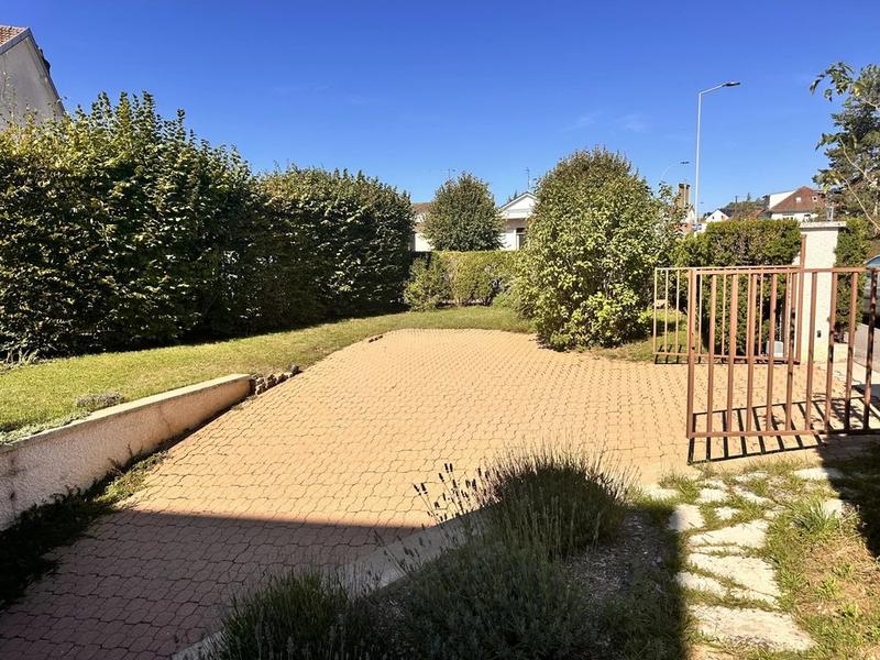 Maison d'architecte - 202 m² - 8 pièces