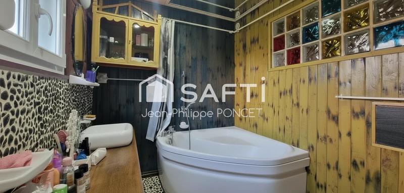 Maison - 165 m² - 7 pièces