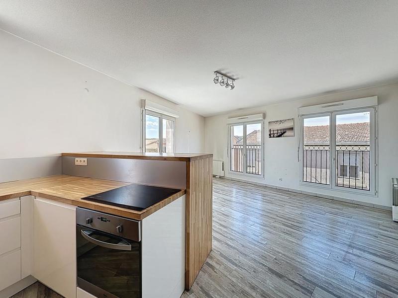 Appartement - 60 m² - 3 pièces