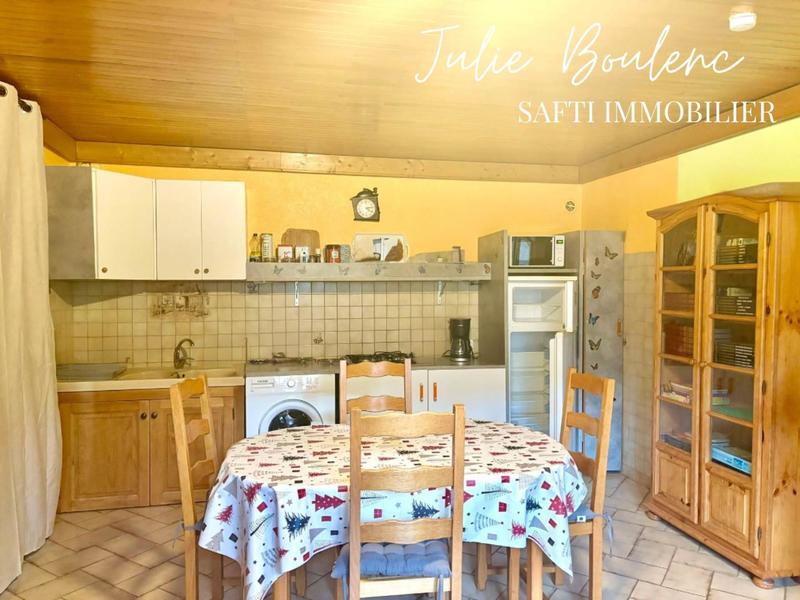 Maison - 176 m² - 6 pièces