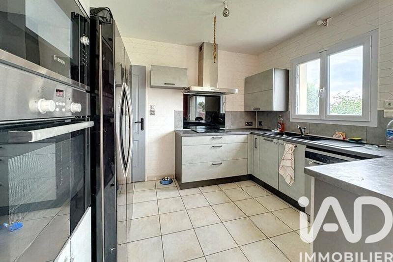 Maison - 95 m² - 5 pièces