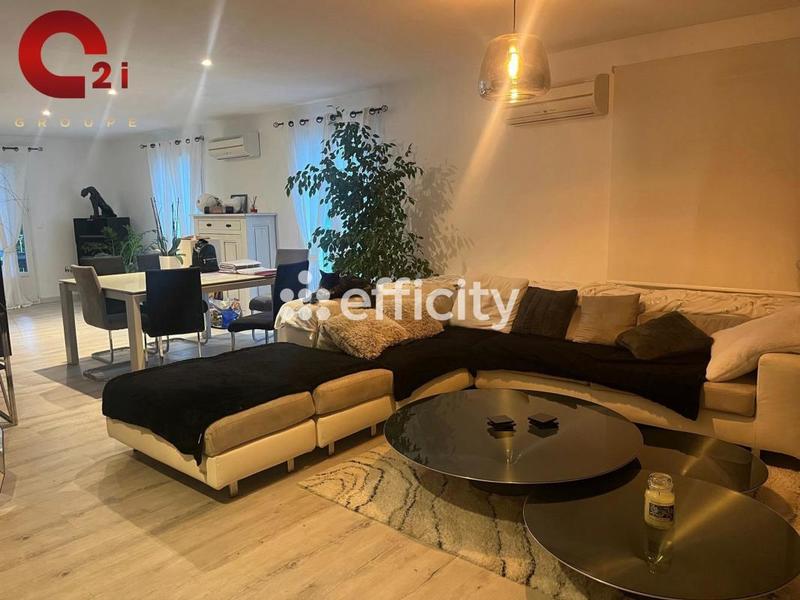 Maison - 203 m² - 7 pièces