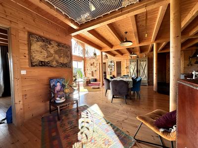 Maison - 132 m² - 4 pièces