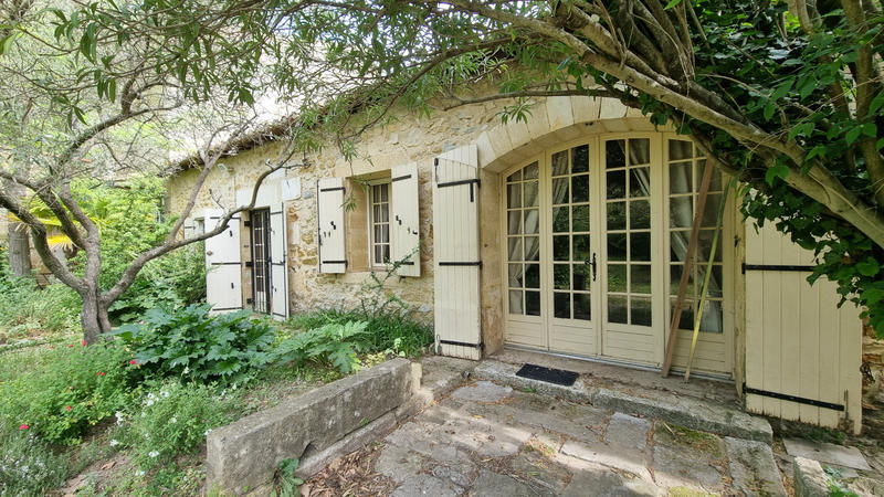 Propriété - 281 m² - 1 pièce