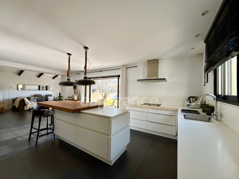 Maison - 146 m² - 5 pièces