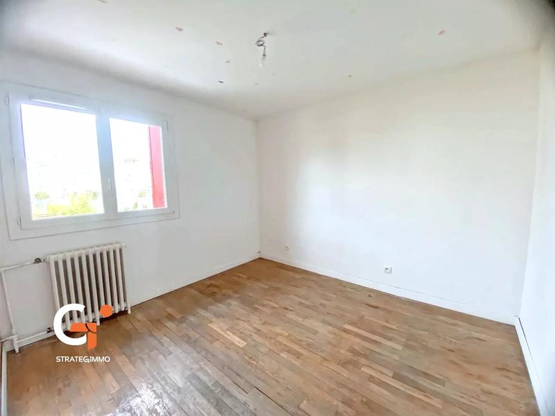 Maison - 81 m² - 5 pièces
